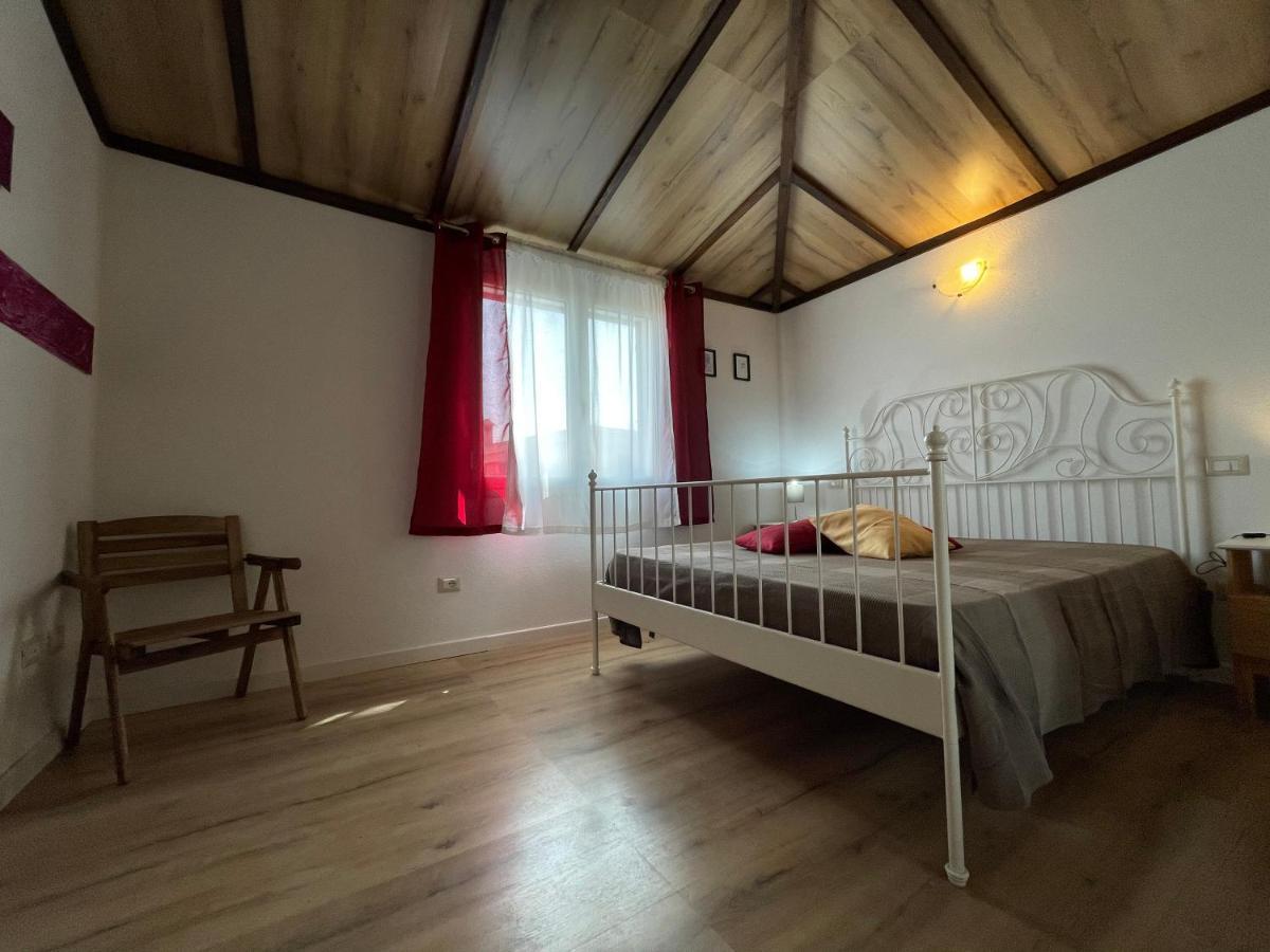 Ferienwohnung Sa Domo De Mannoi Orosei Exterior foto